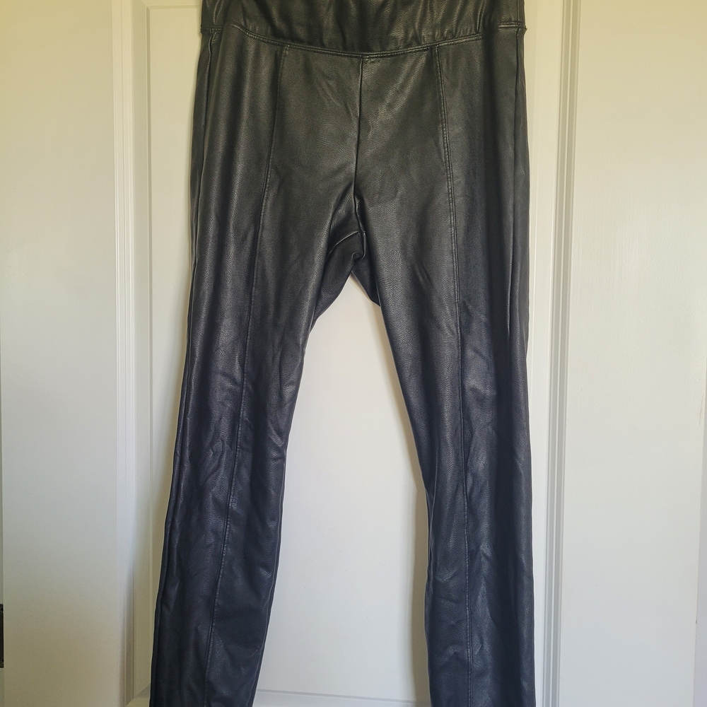 Old Navy Black Faux Leather Leggings